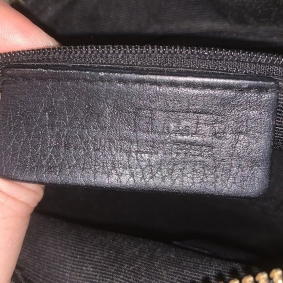 Danier Leather Small Black Messenger Style Crossbody Bag - Picture 7 of 7